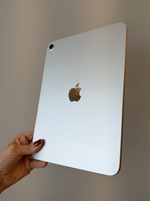 iPad 11 - 2025